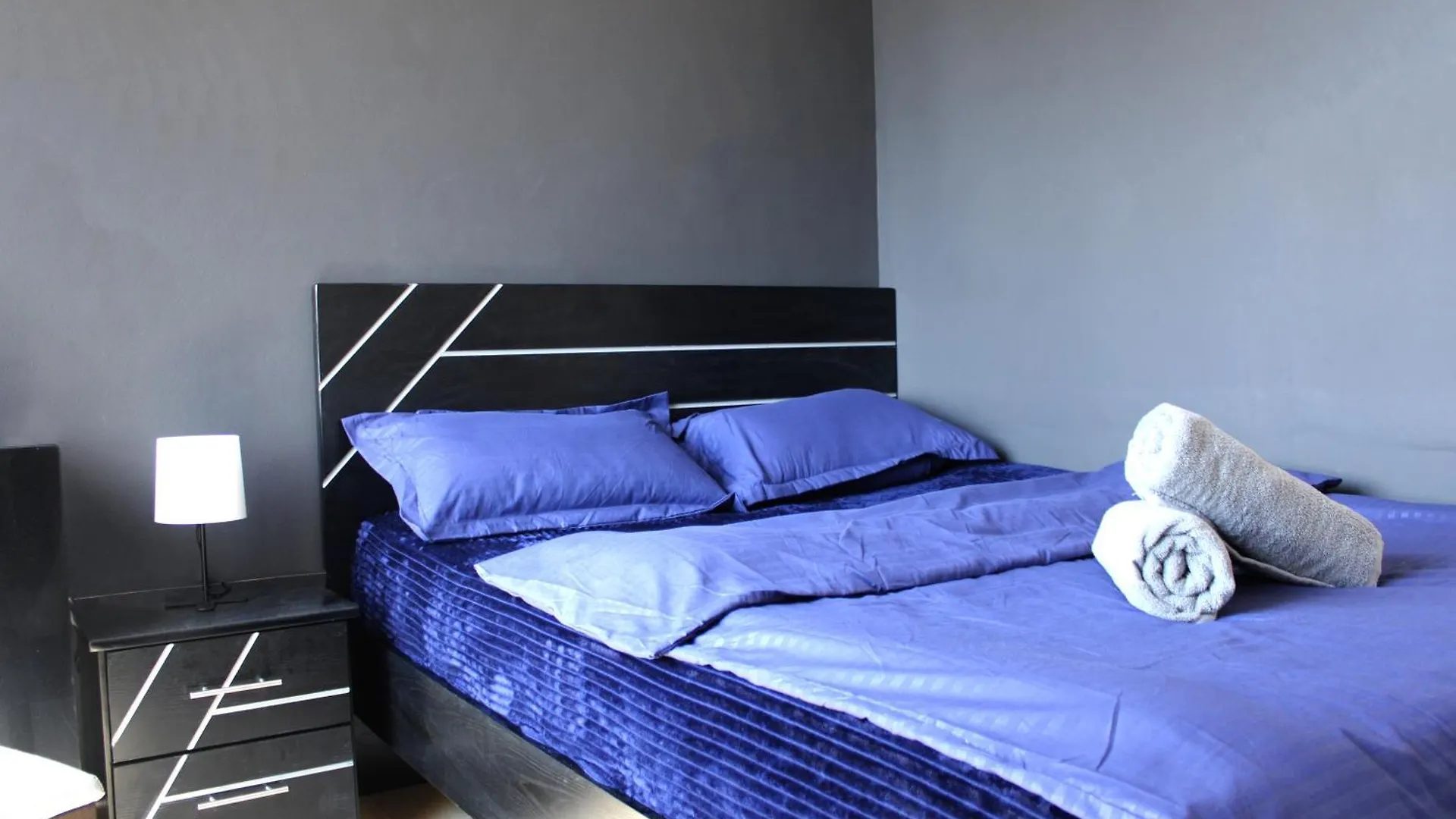 Urban Panda Skyview Homestay Jbr Dubai